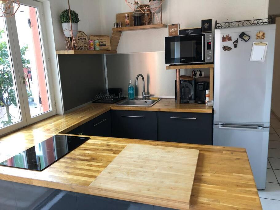 Appartement Proche Toutes Commodites 툴롱 외부 사진